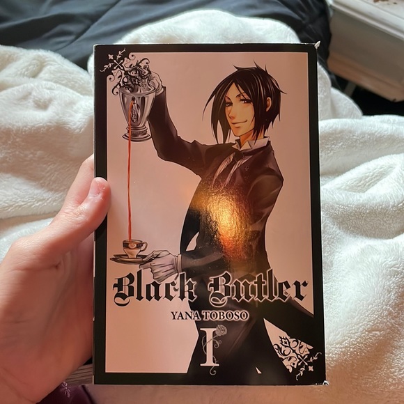 Black butler manga - Picture 2 of 4